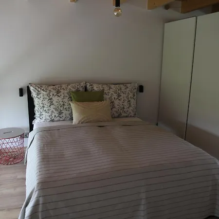 S Výhledem Na Zámek Apartmán Hluboká nad Vltavou